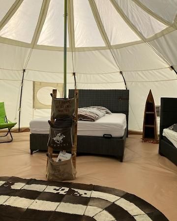 Natuur-Like Glamping In Bosland NeerNeerpelt Extérieur photo